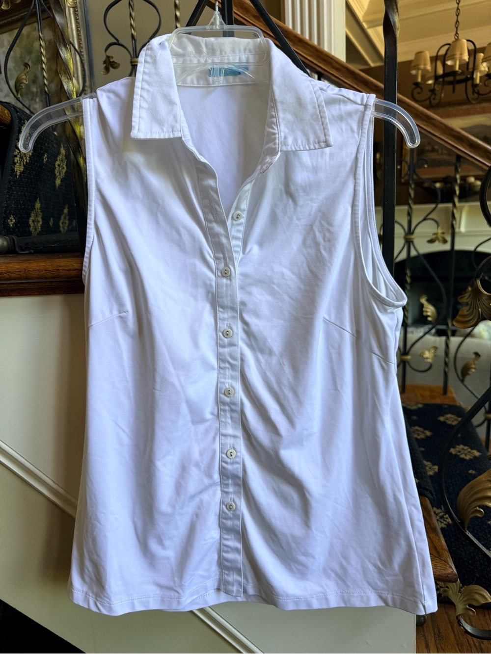 J. McLaughlin White collared button front sleeveless top. Size M 18” p-p. EUC - Picture 4 of 8